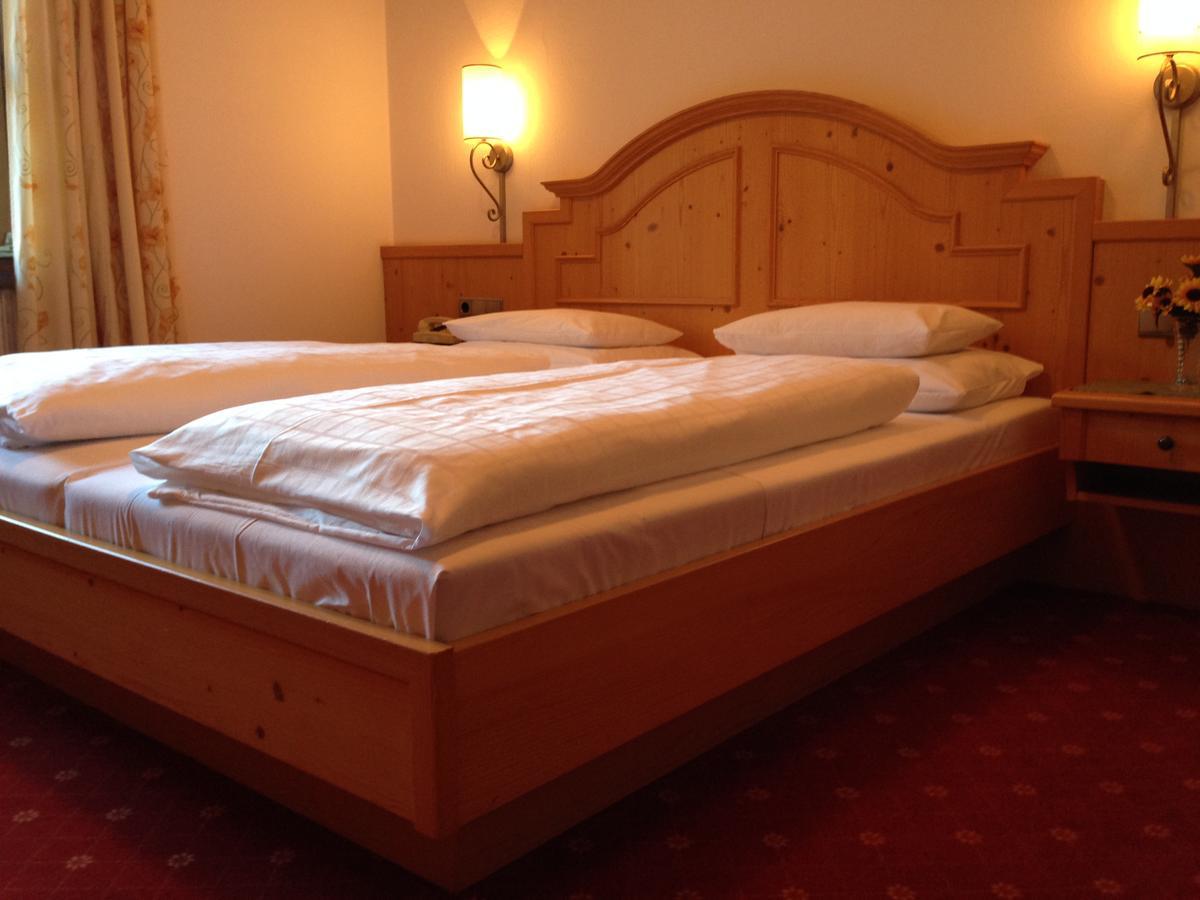 Hotel Bad Winkel Sand in Taufers Exteriör bild